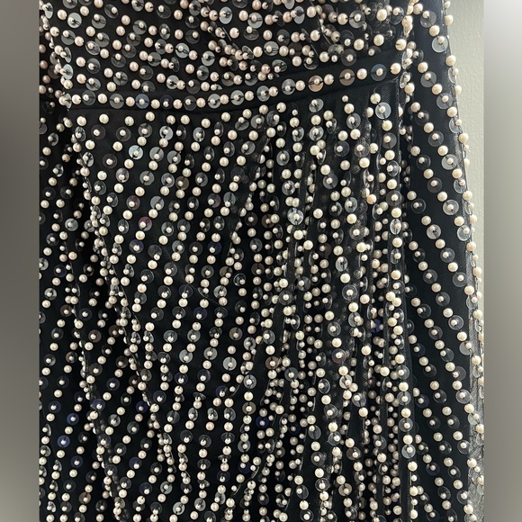 Mac Duggal Black with cream Pearl One Shoulder Gown Size 14 - Picture 11 of 15